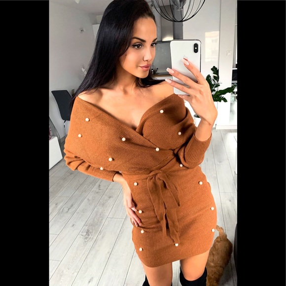 🎉HP🎉Brown Wrap Dress - Picture 2 of 9